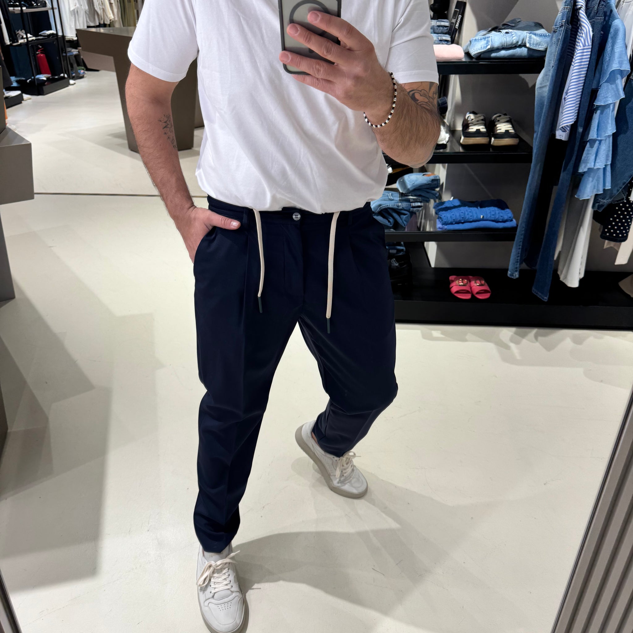 Pantalone By And