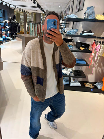 Cardigan Over D