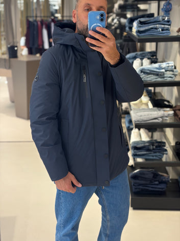 Parka uomo blu in microfibra tecnica con cappuccio – MarkUp