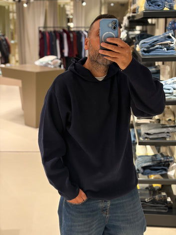 Felpa uomo con cappuccio in cashmere e lana merino piquet blu – Daniele Fiesoli